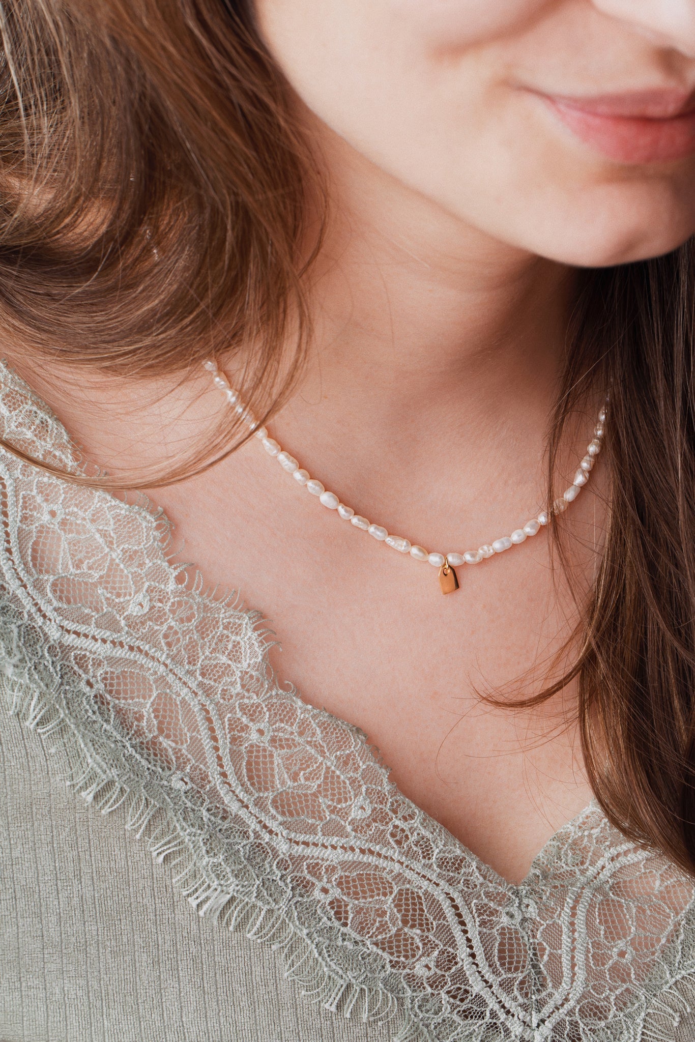 Pearl & Tag necklace women - Galore jewelry