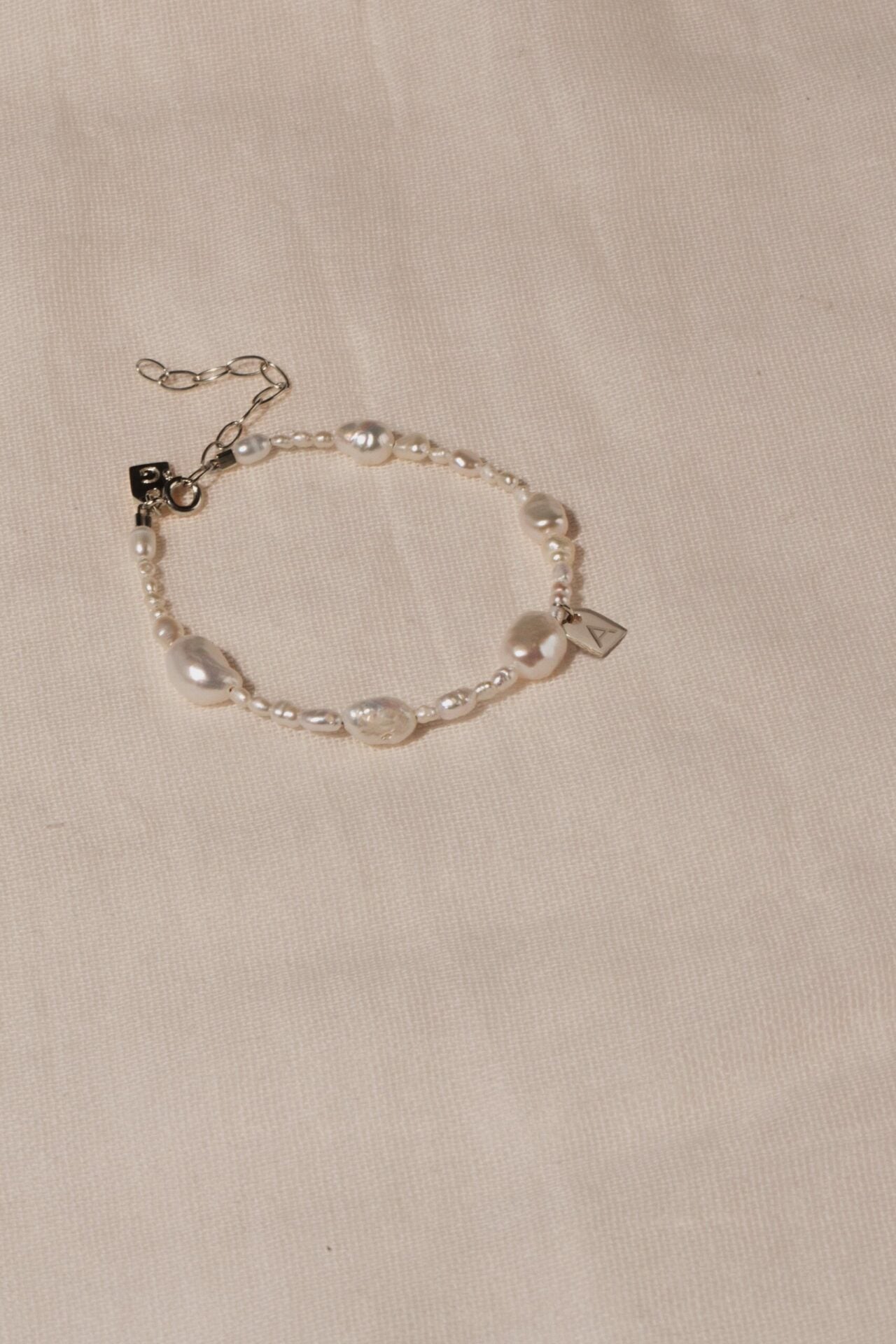 Mixed Pearls bracelet women - Galore jewelry