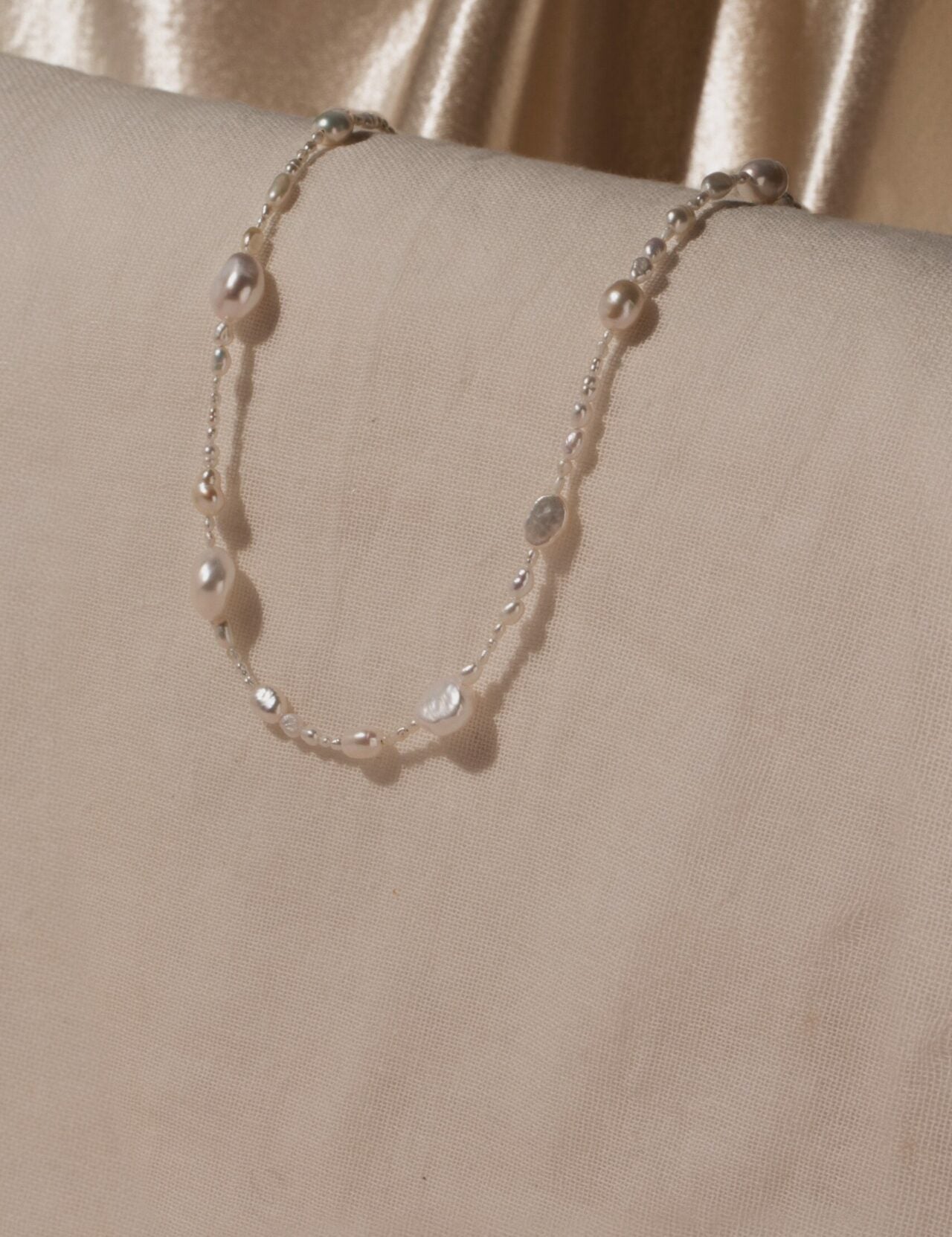 Mixed Pearls necklace petite - Galore jewelry