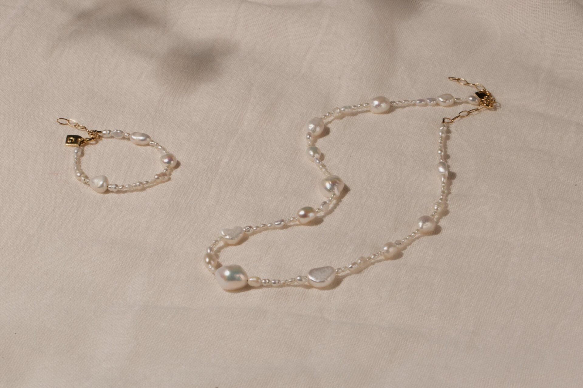 Mixed Pearls necklace women - Galore jewelry