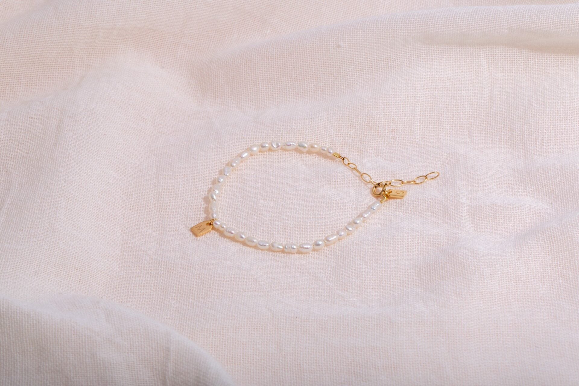 Pearl & Tag bracelet women - Galore jewelry