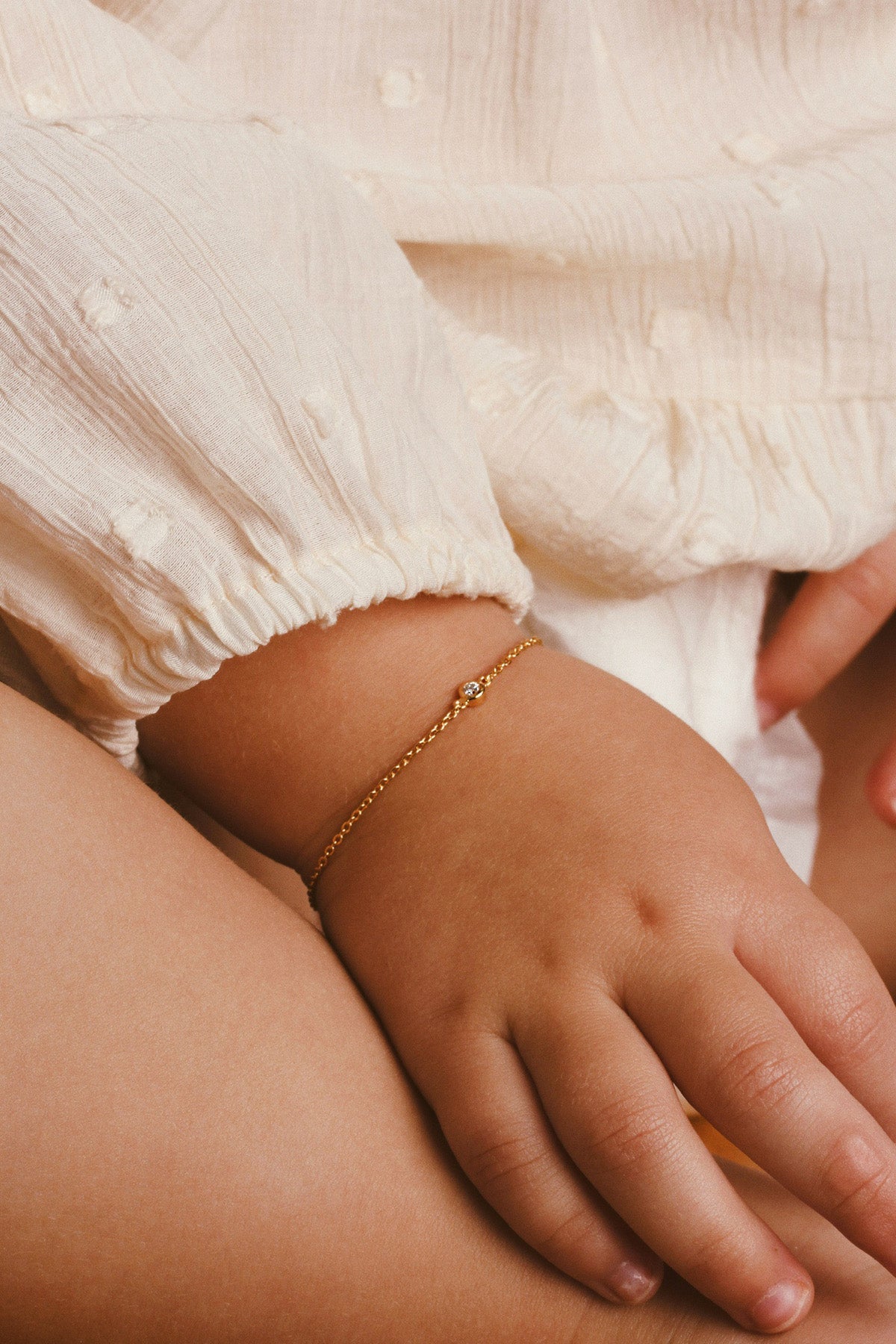 Single diamond bracelet baby - Galore jewelry