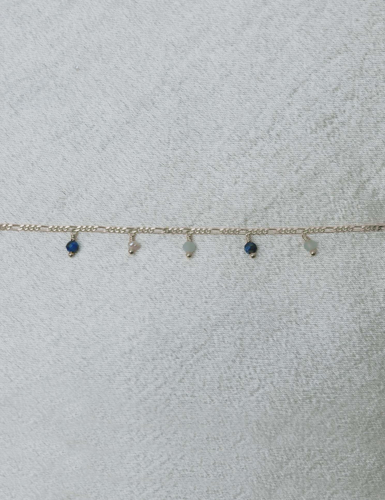 Figaro Gem Drops blue bracelet petite