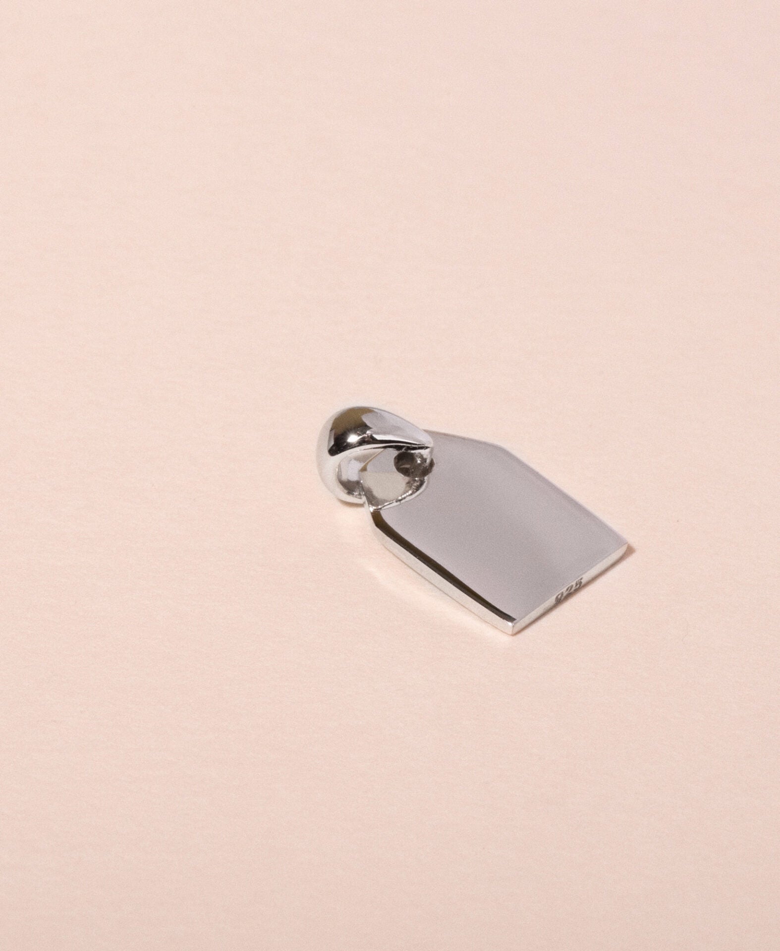 Label pendant - Galore jewelry