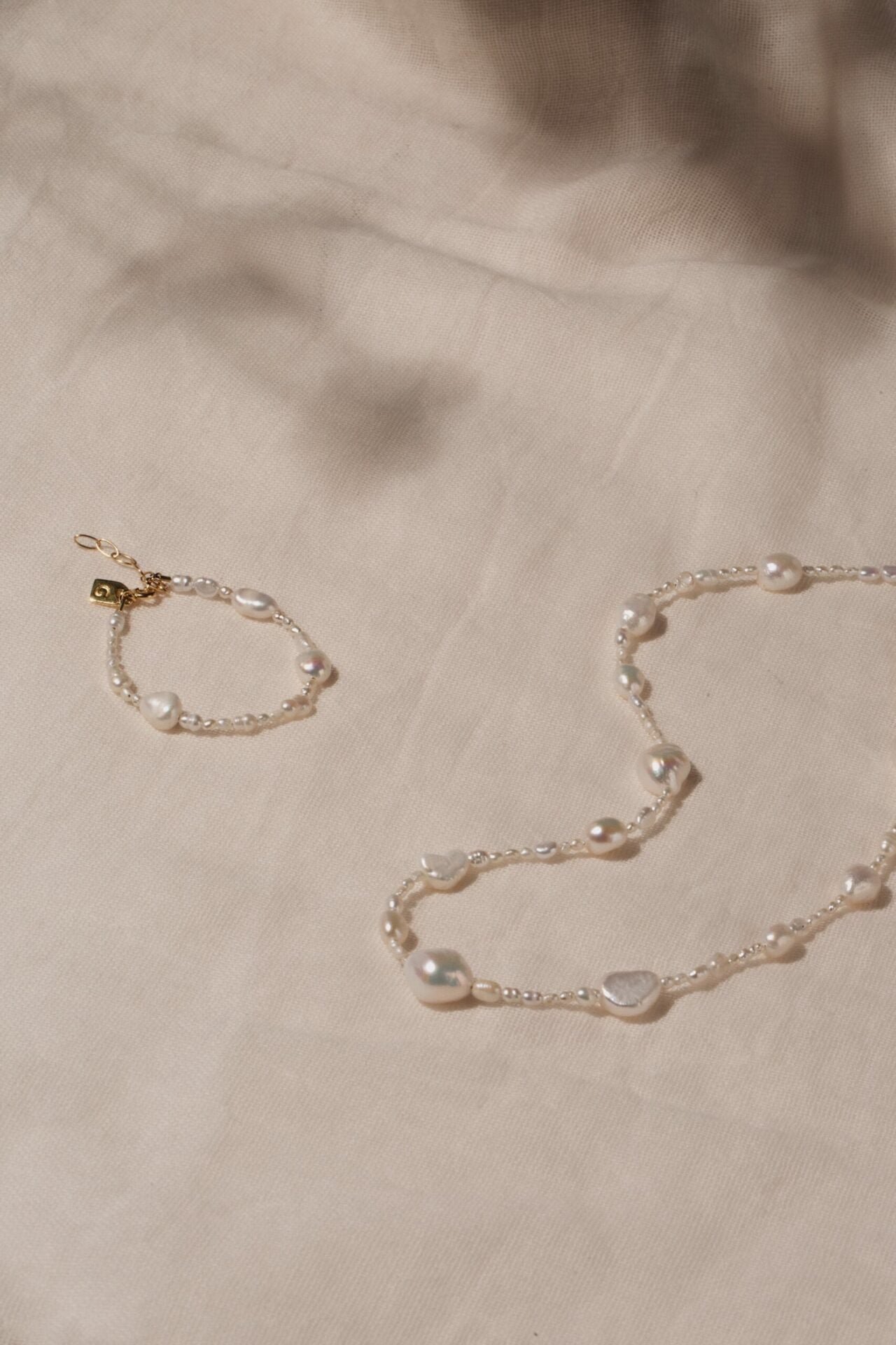 Mixed Pearls necklace baby - Galore jewelry