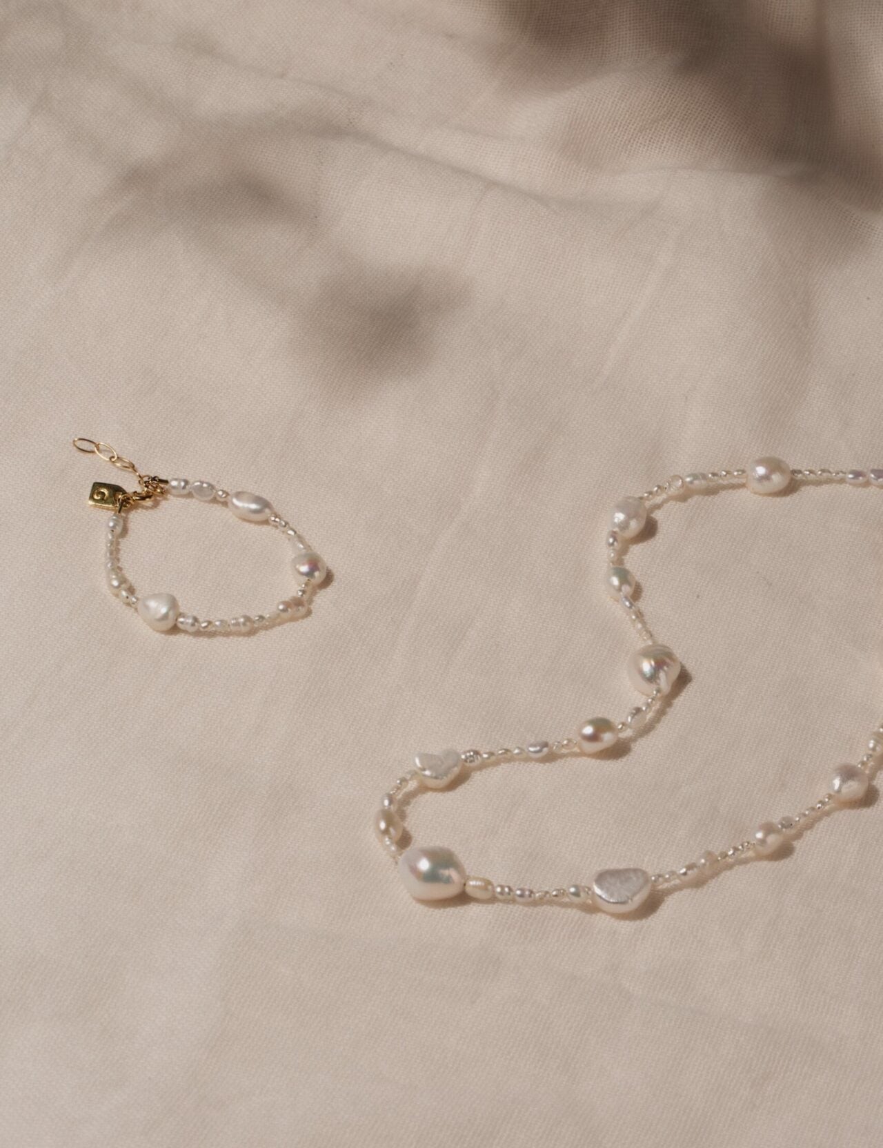 Mixed Pearls necklace women - Galore jewelry