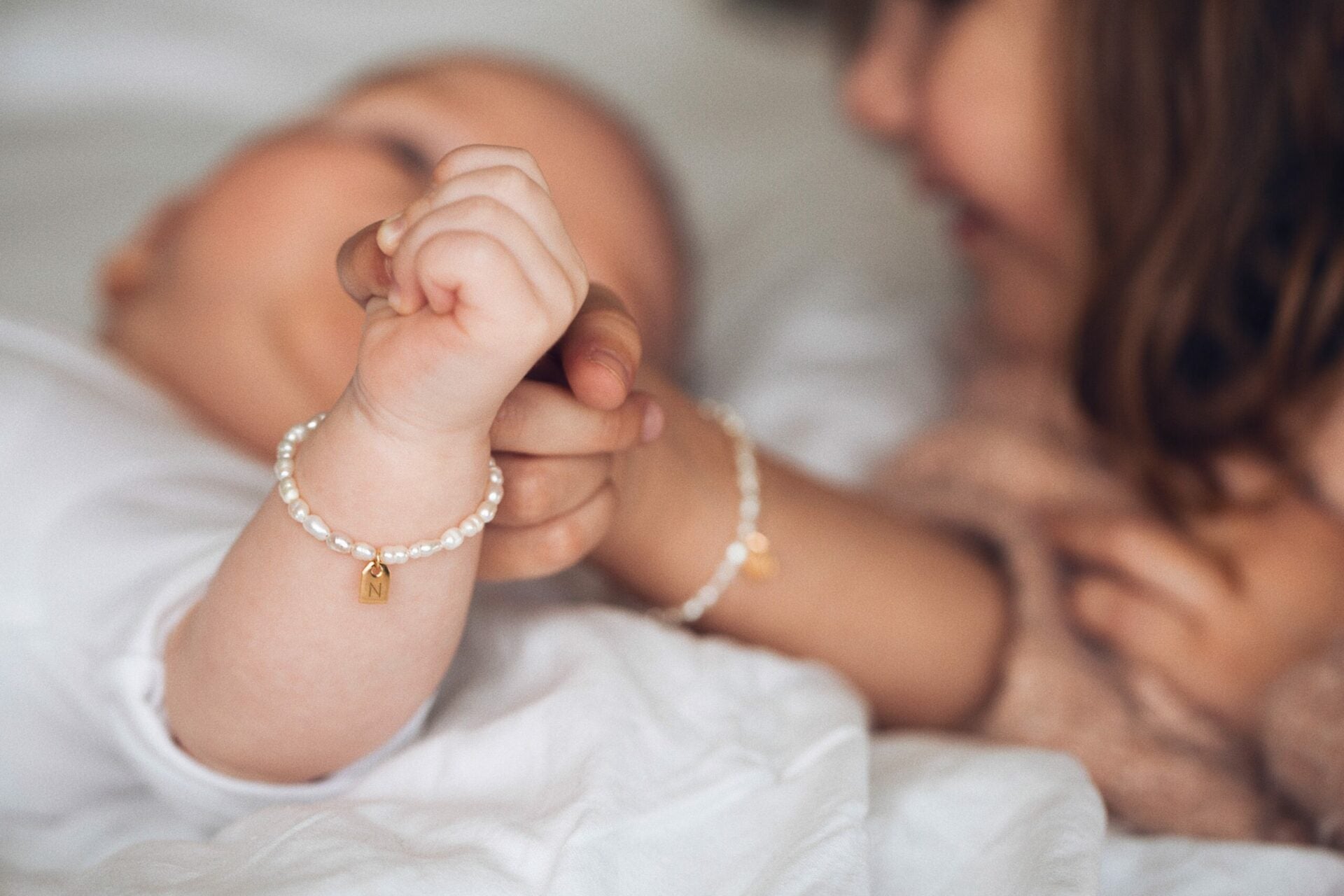 Pearl & Tag bracelet petite - Galore jewelry