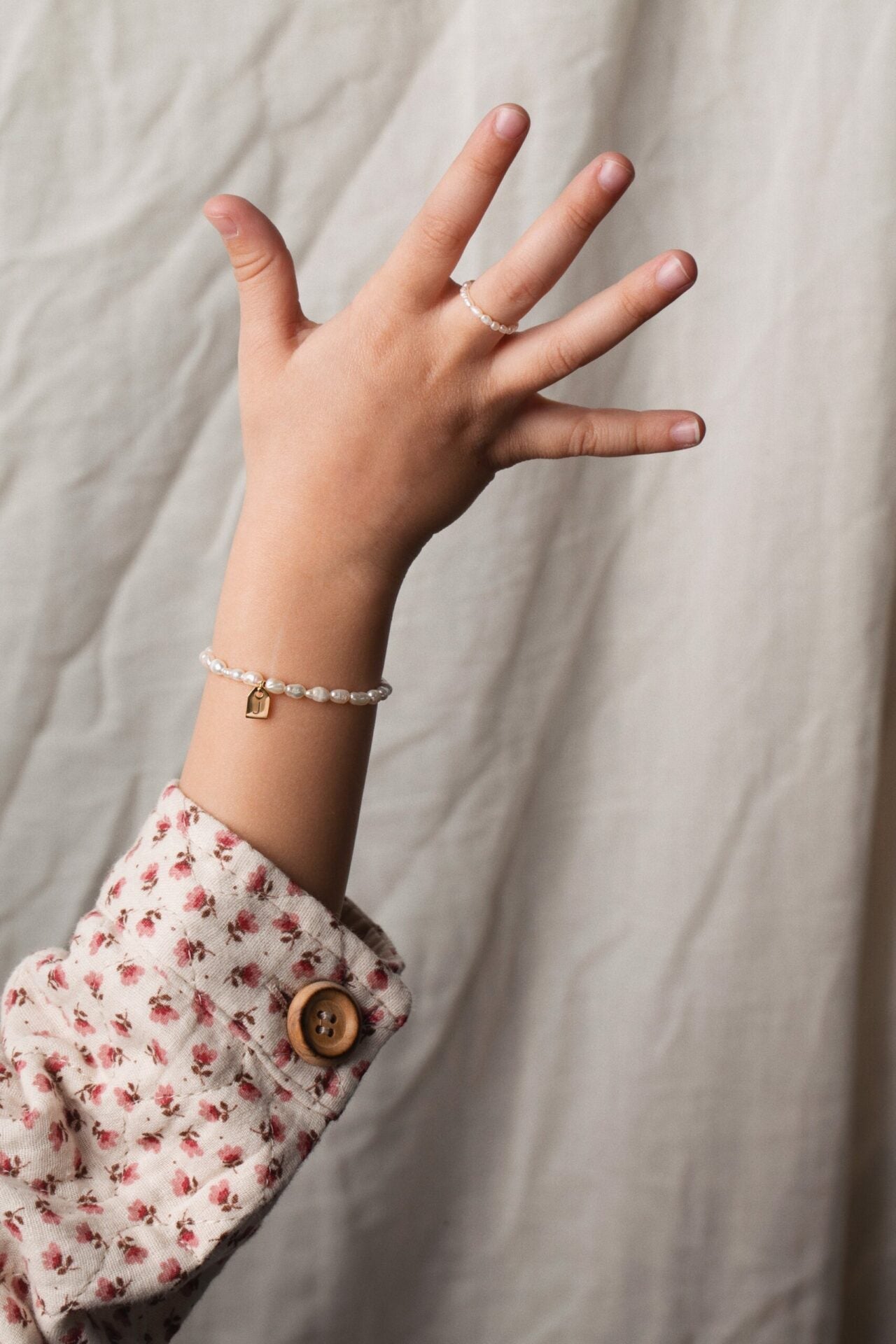 Pearl & Tag bracelet petite - Galore jewelry