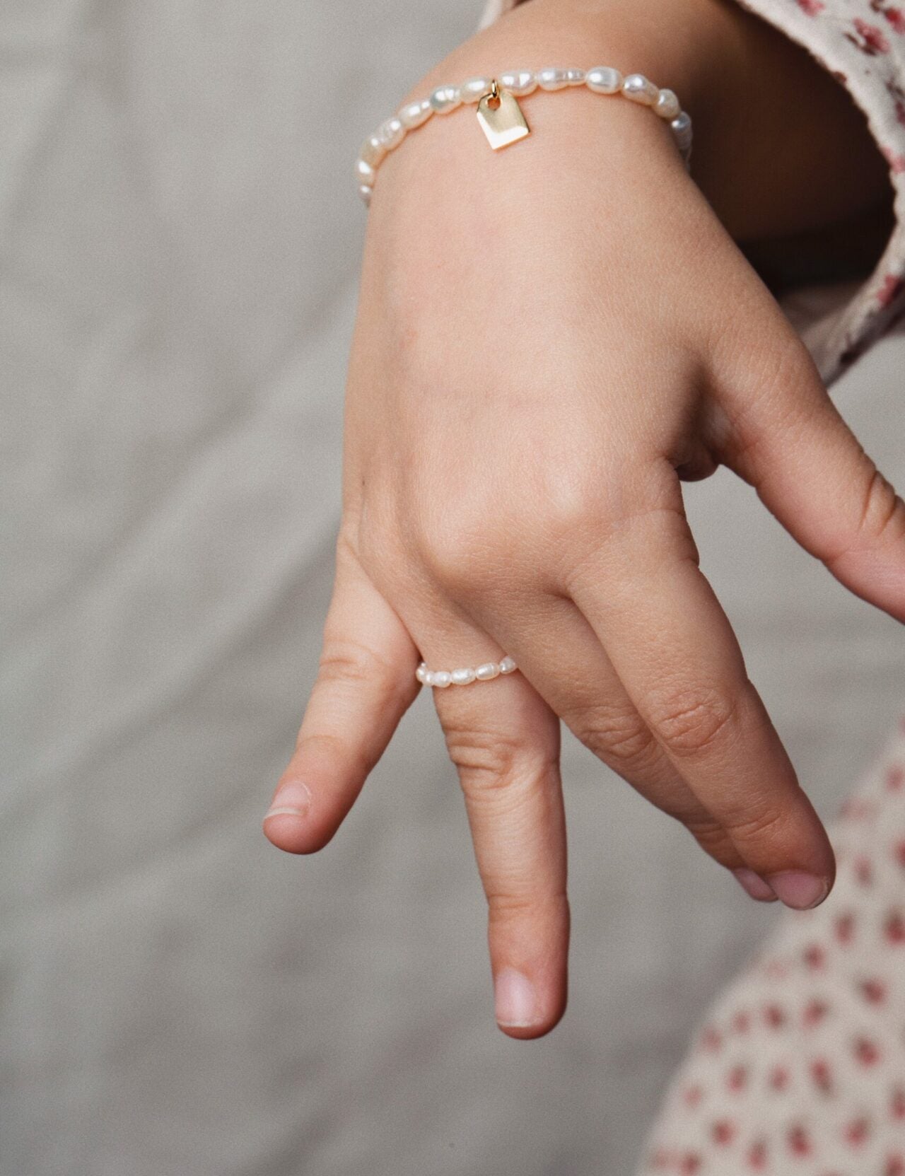 Pearl & Tag bracelet petite - Galore jewelry