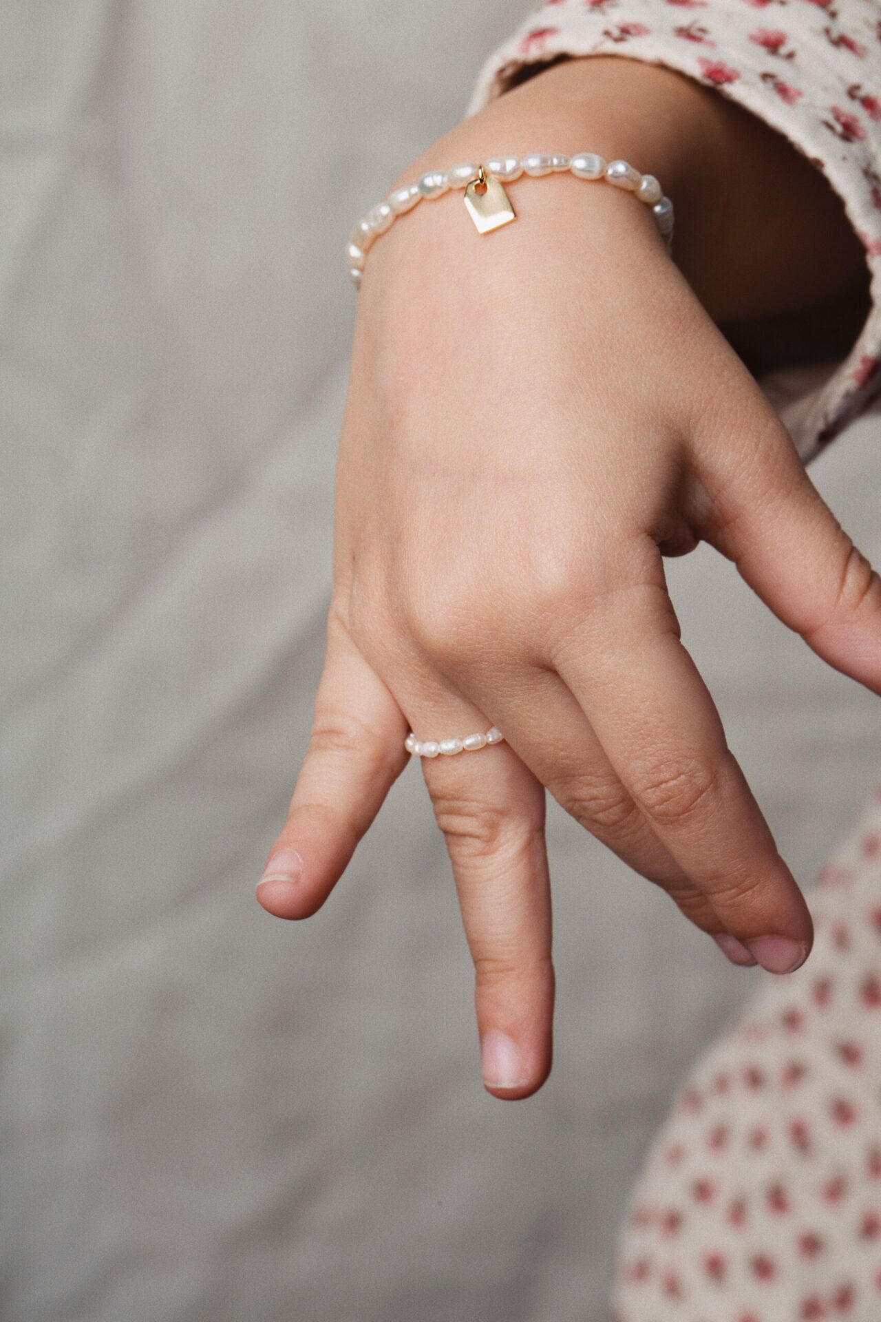 Pearl & Tag bracelet petite - Galore jewelry