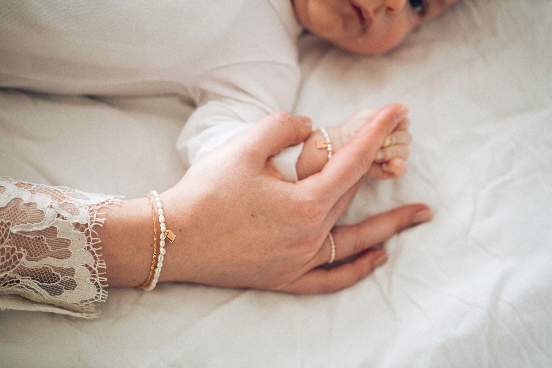 Pearl & Tag bracelet women - Galore jewelry