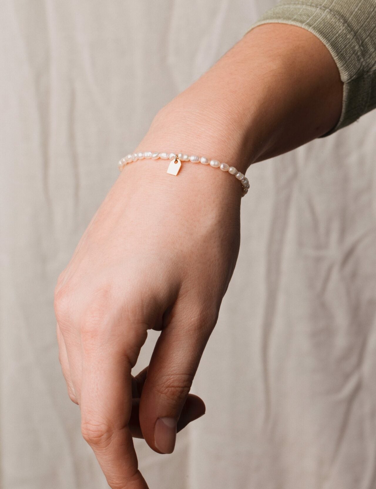 Pearl & Tag bracelet women - Galore jewelry